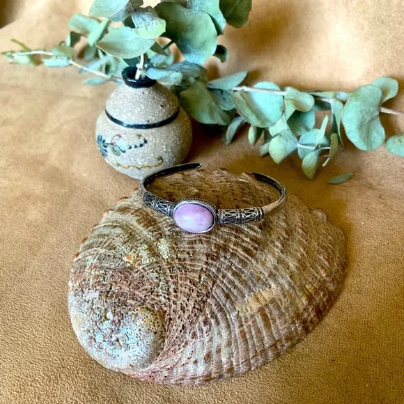 Kunzite Bangle - Picture 1 of 4